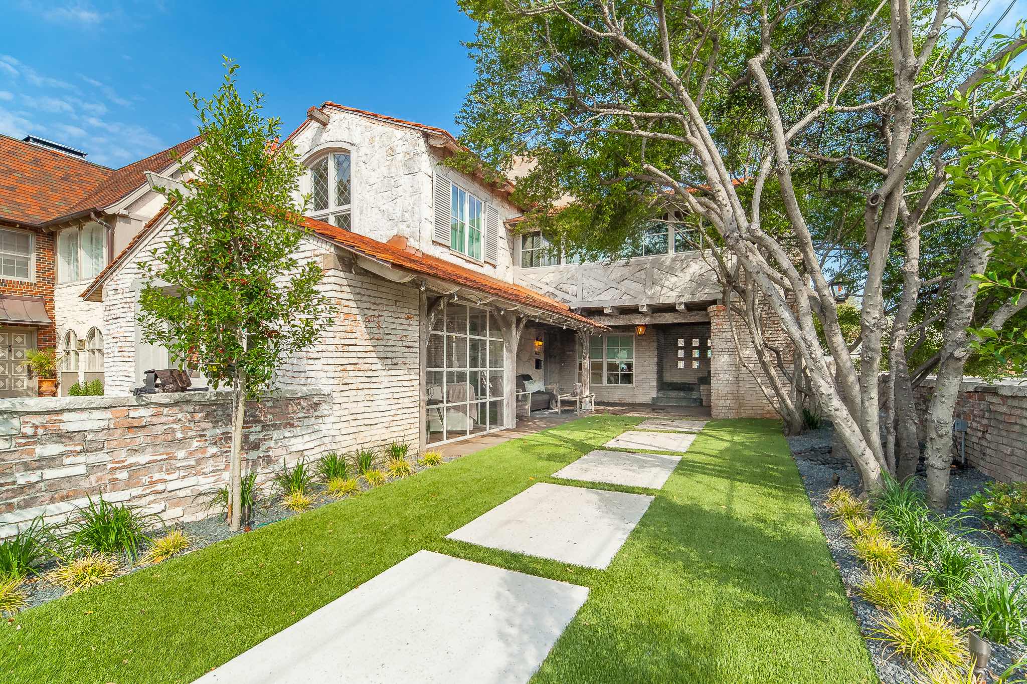 Screen%20Shot%202020 03-12%20at%2012.33.13%20AM